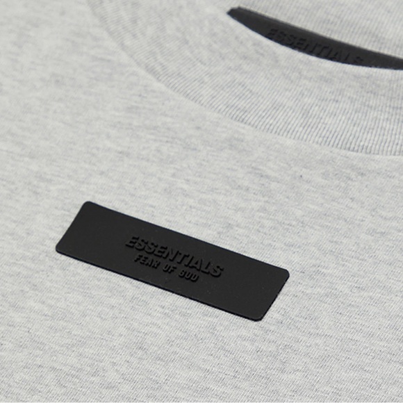Fear of God Essentials Light Heather Grey Long Sleeve T-Shirt - Picture 2 of 2
